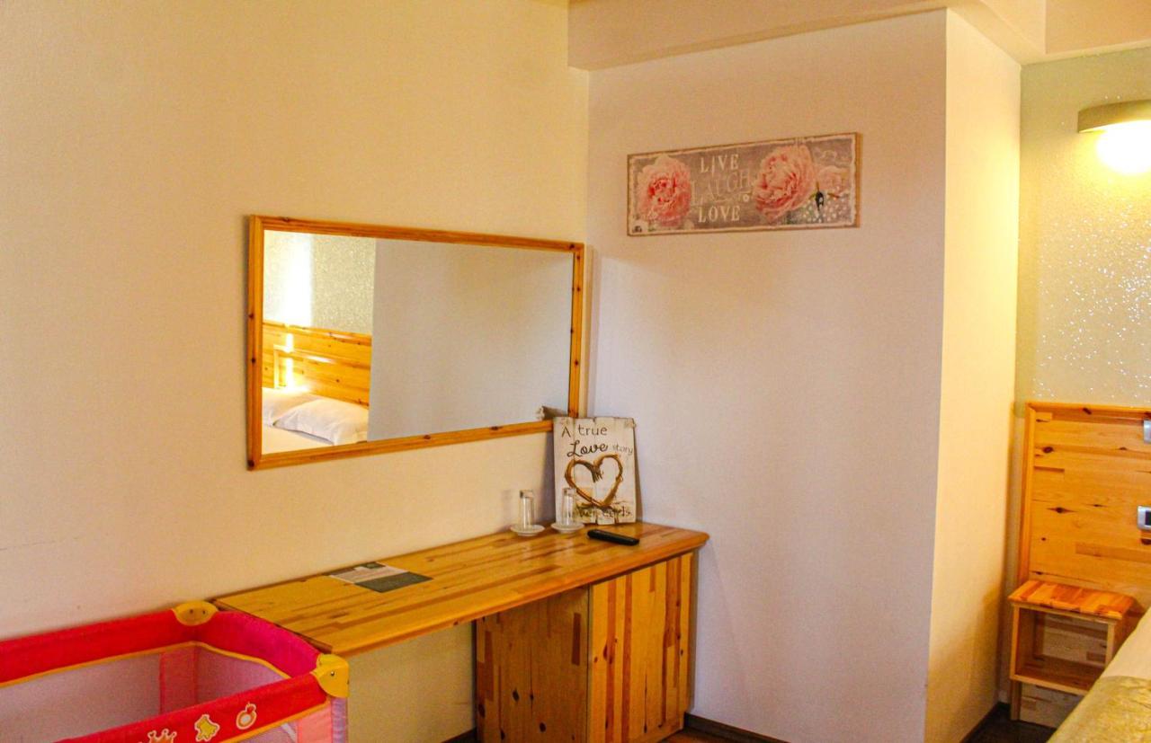 Cudhi-Kamt Shkreli Resort Qafeshtame מראה חיצוני תמונה
