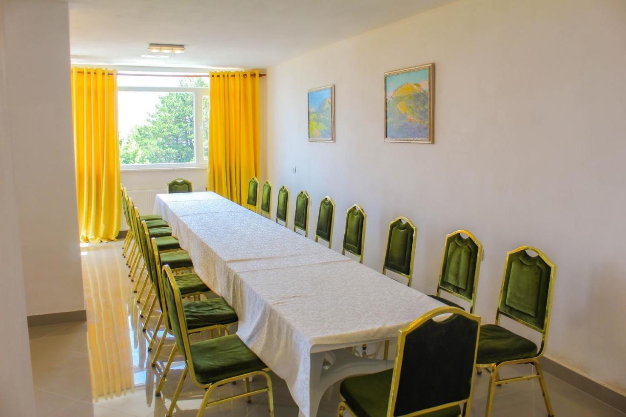 Cudhi-Kamt Shkreli Resort Qafeshtame מראה חיצוני תמונה