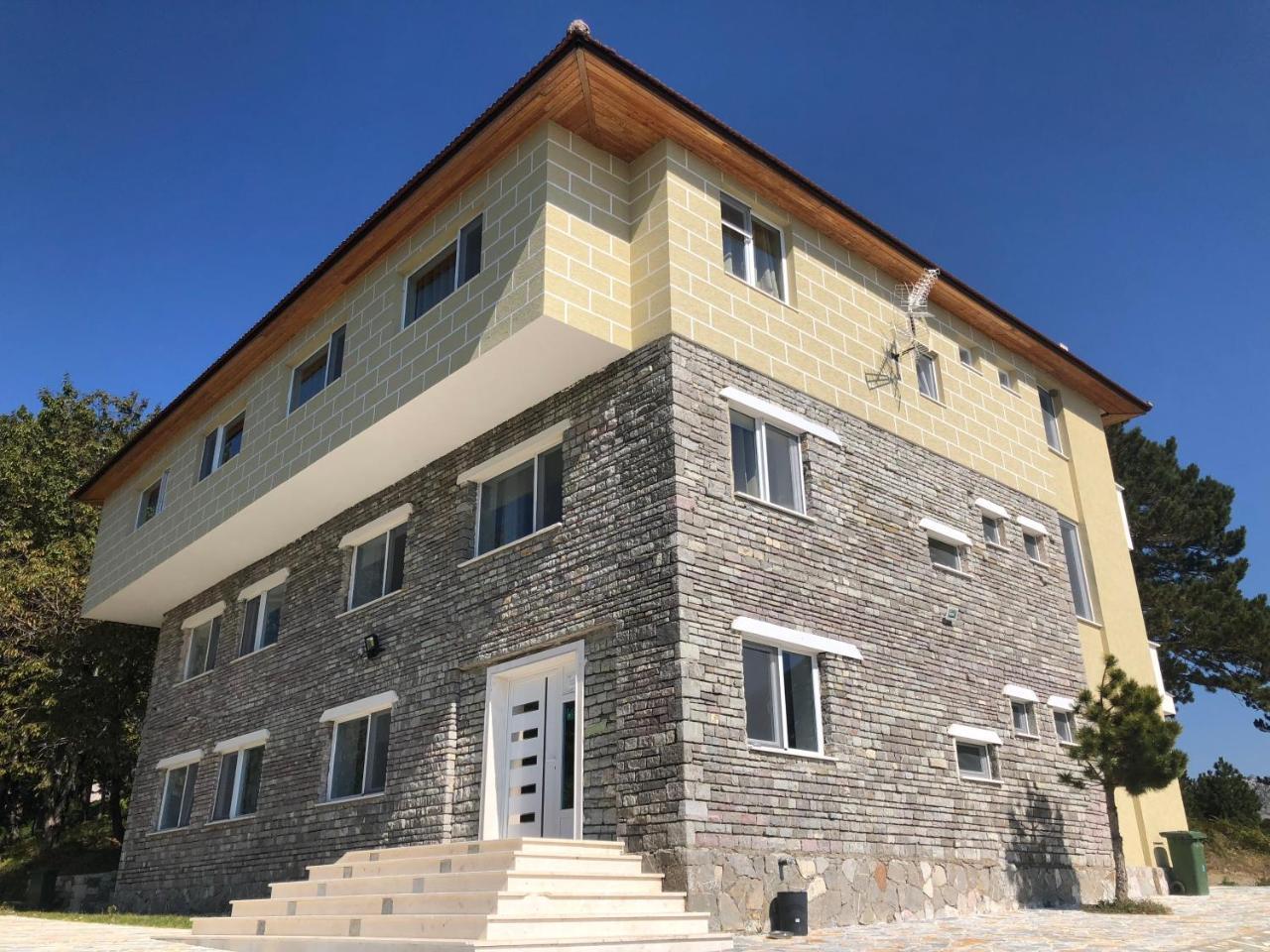 Cudhi-Kamt Shkreli Resort Qafeshtame מראה חיצוני תמונה