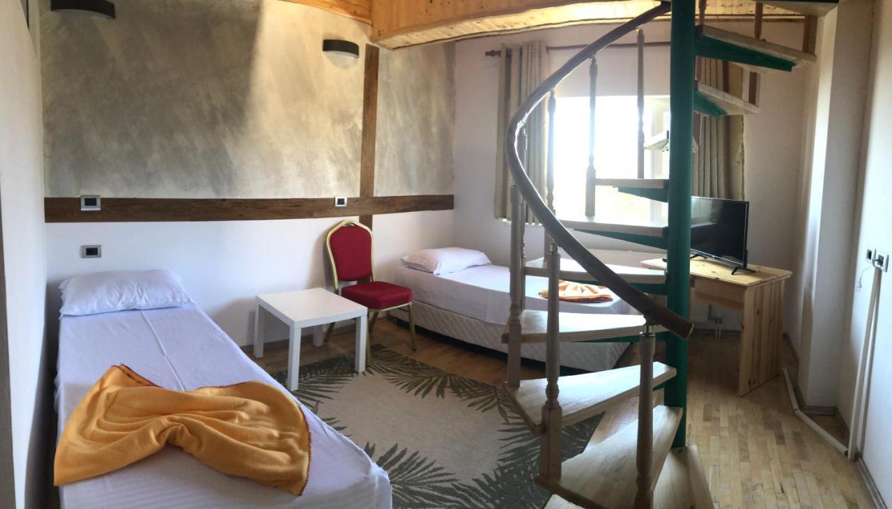 Cudhi-Kamt Shkreli Resort Qafeshtame מראה חיצוני תמונה